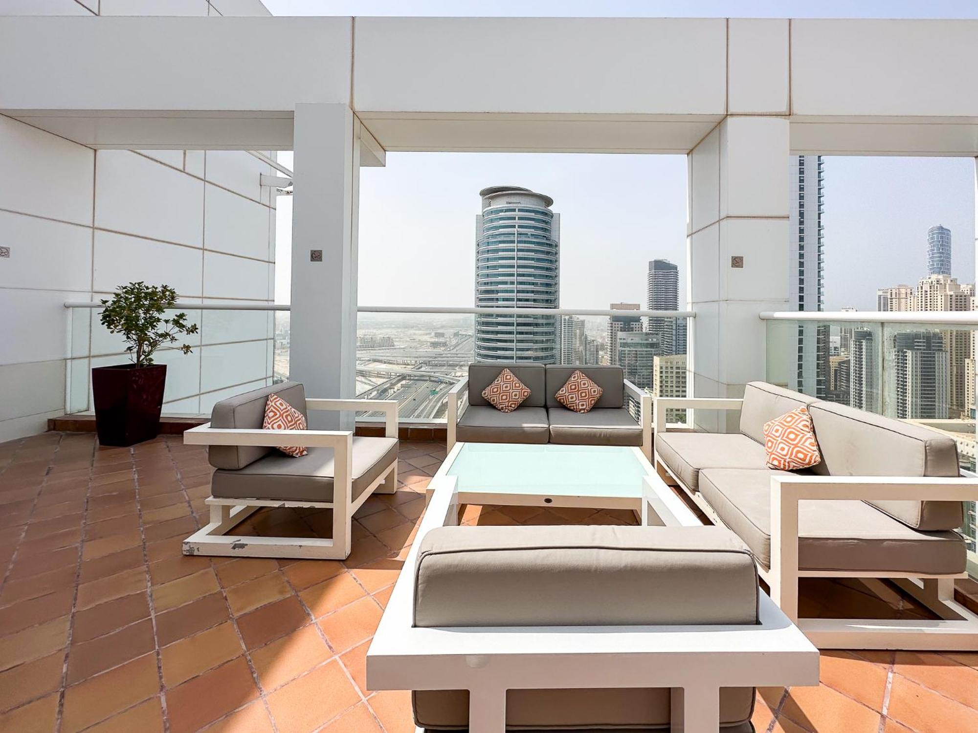 Charming Brand New 2Br Close To The Beach Dubai Luaran gambar