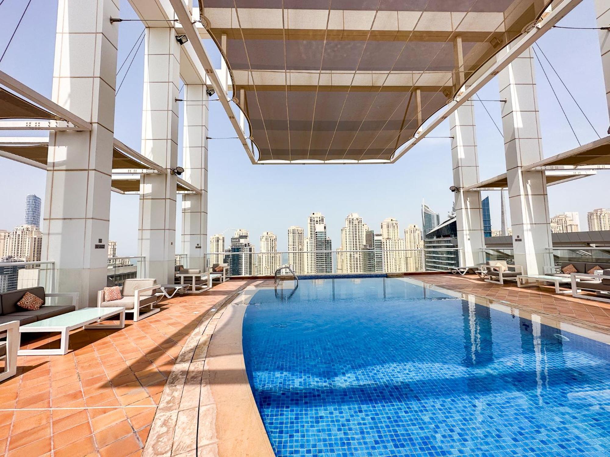 Charming Brand New 2Br Close To The Beach Dubai Luaran gambar