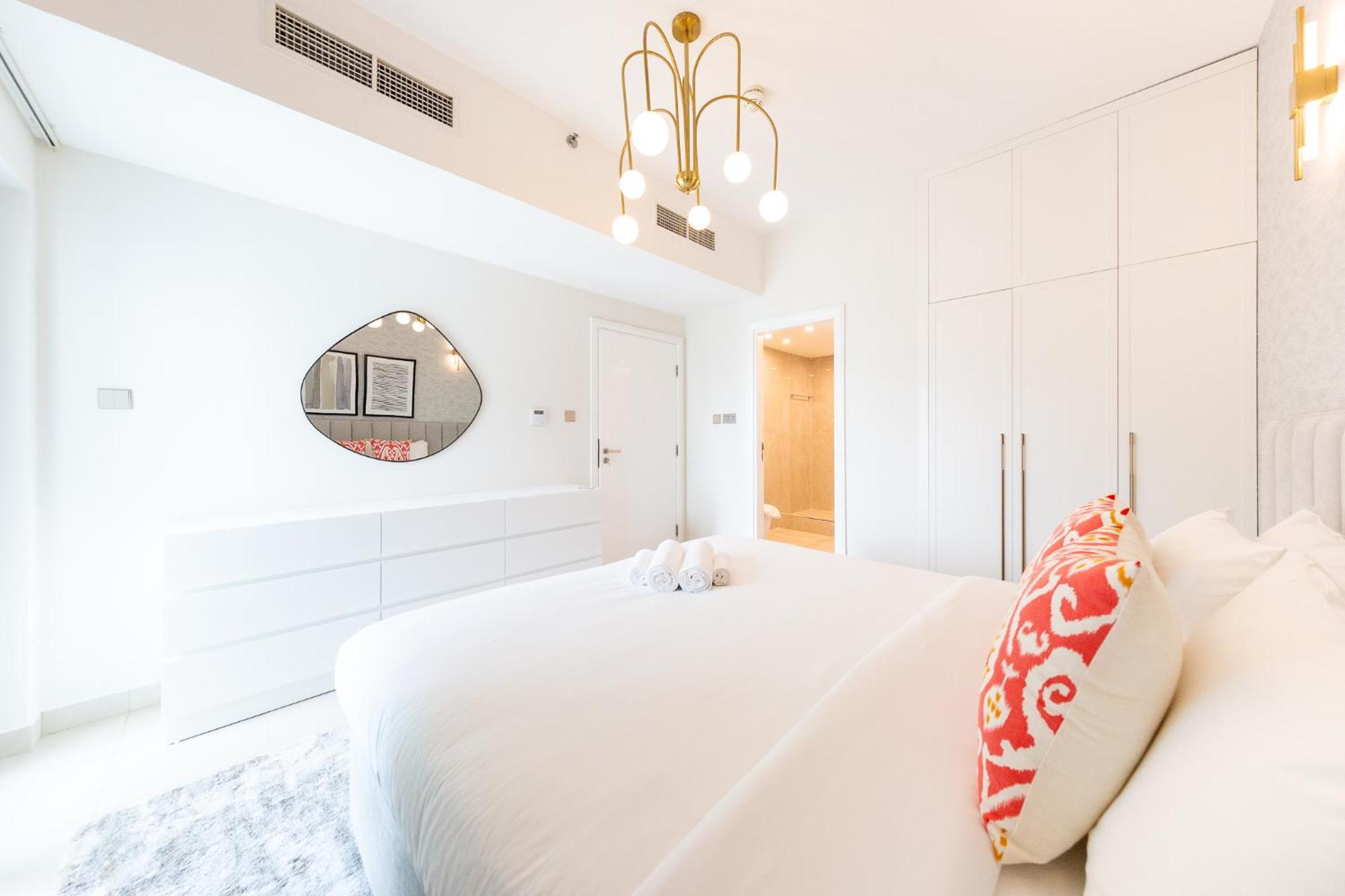 Charming Brand New 2Br Close To The Beach Dubai Luaran gambar